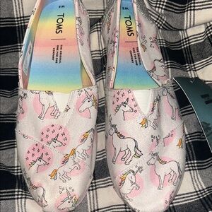 Unicorn Toms